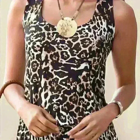 Venus Leopard Romper, Size Small - Picture 8 of 8